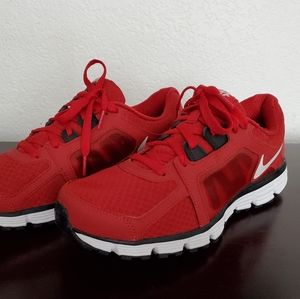 Nike Dual Fusion ST2